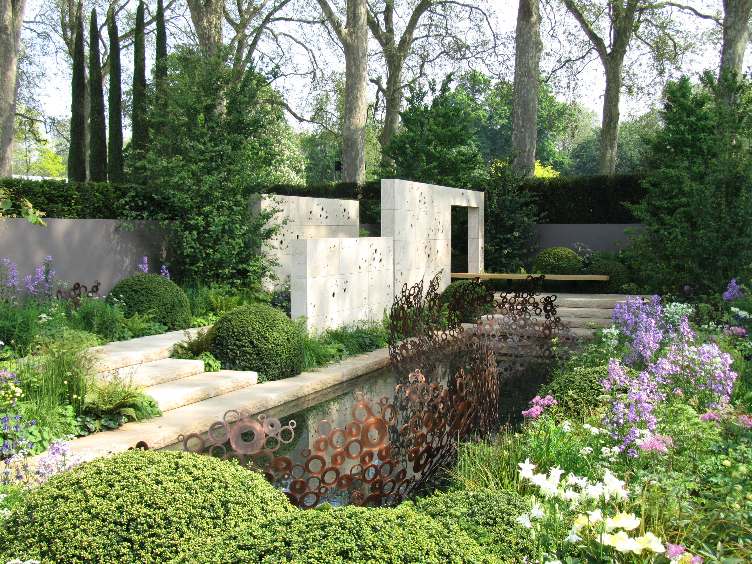 Chelsea Flower Show, Cotswolds & the Royal Gardens at Highgrove 2024