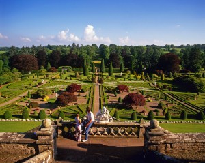 Drummond Castle Gardens