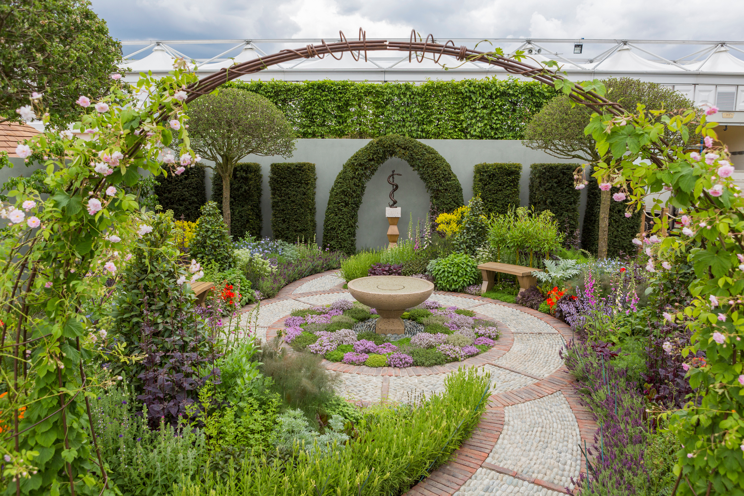 english garden tours chelsea flower show