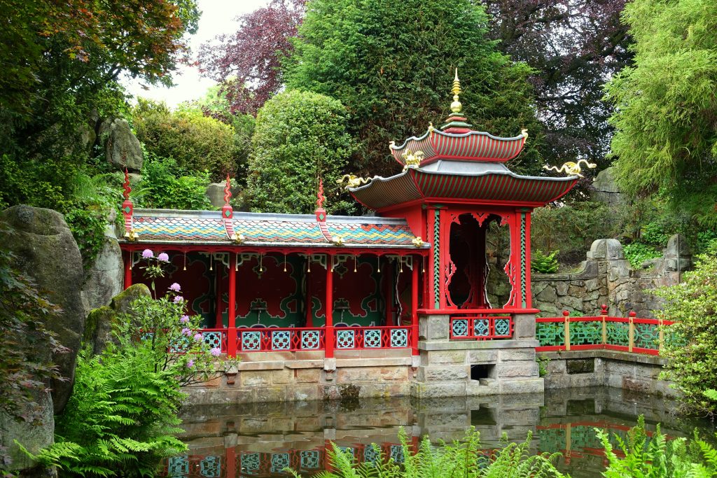 Biddulph Grange chinese temple - Sisley Garden Tours